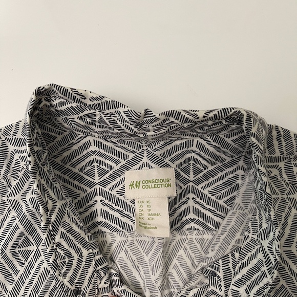 H&M Conscious Collection Shirt - Picture 3 of 4